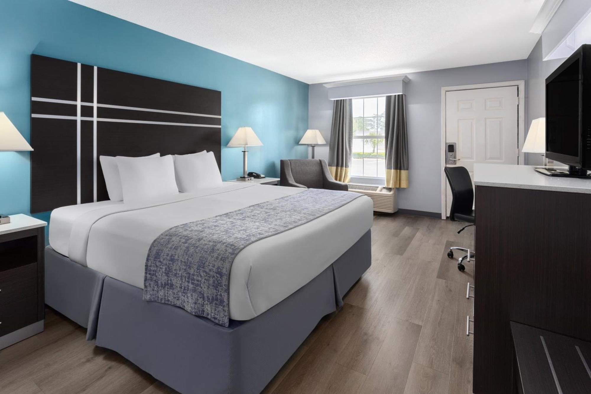 Baymont By Wyndham Brunswick Ga Hotel Buitenkant foto