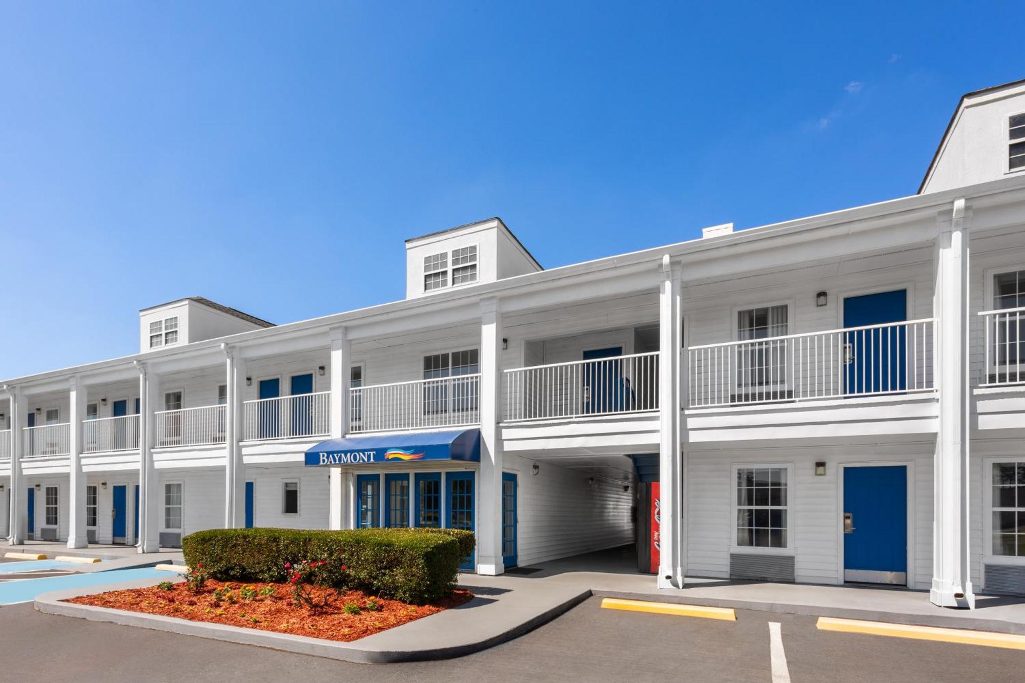Baymont By Wyndham Brunswick Ga Hotel Buitenkant foto